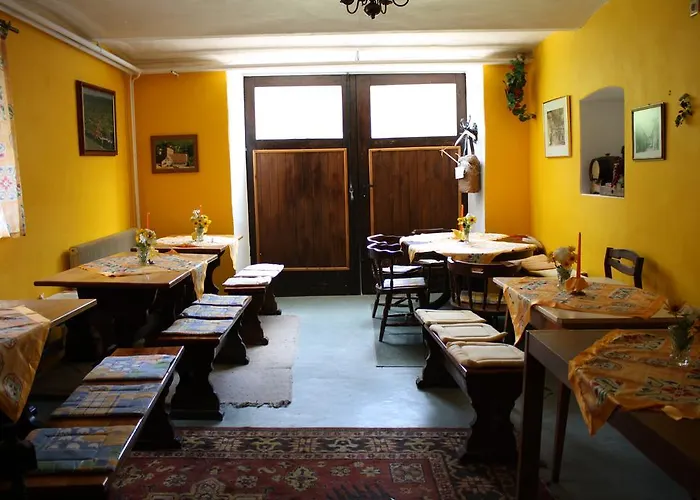 Weinbau-gaestezimmer Martin Und Eva Maria Jamek Apartamento *